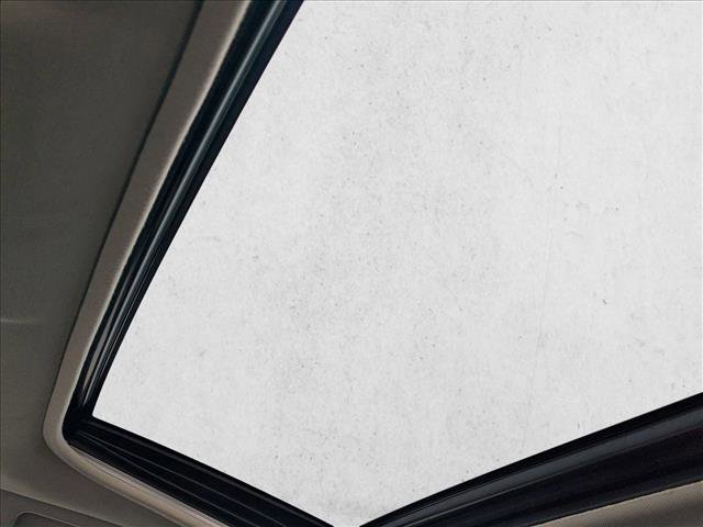 Used 2018 Toyota RAV4 XLE image 20