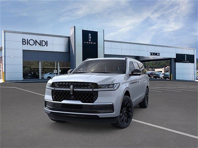 New 2025 Lincoln Navigator L Reserve w/ Jet Appearance Package AWD/4WD image 2