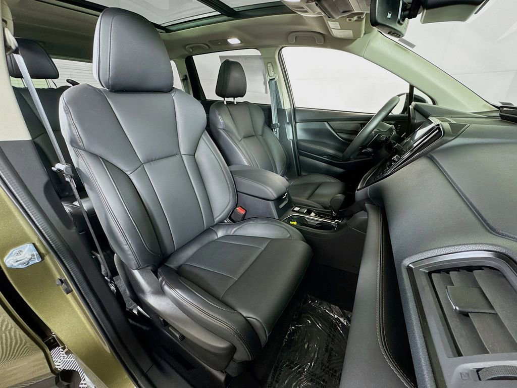 Used 2025 Subaru Ascent Bronze Edition image 31