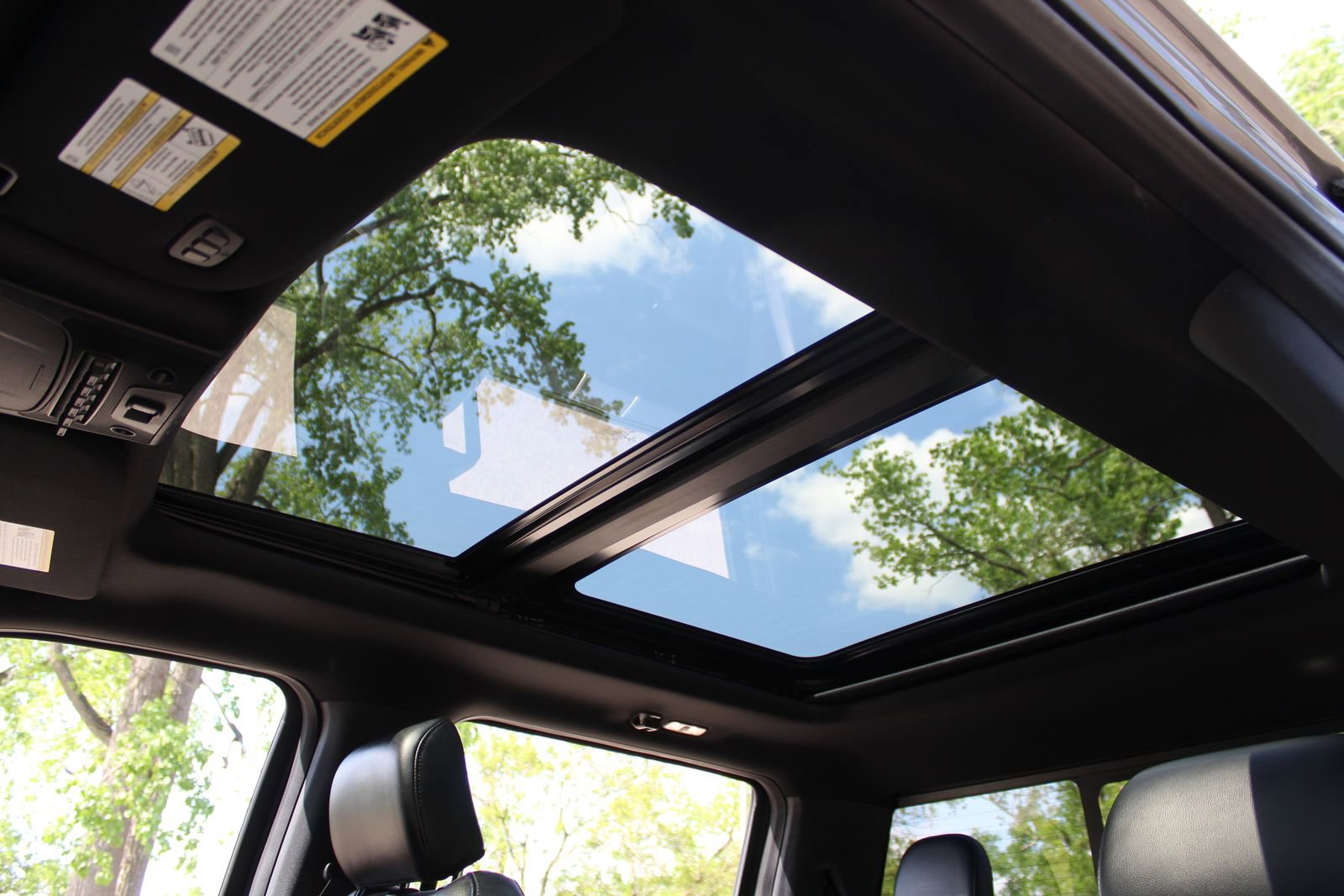 Used 2020 Ford F150 Raptor w/ Equipment Group 802A Luxury AWD/4WD image 21