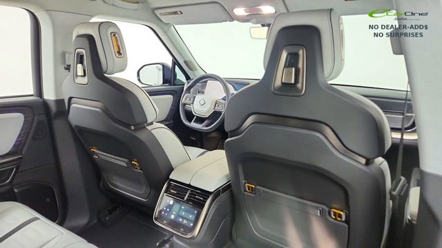 Used 2024 Rivian R1S Adventure AWD/4WD image 23