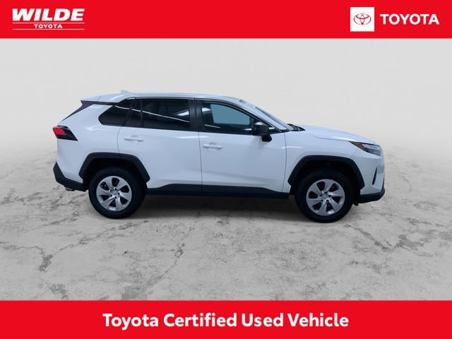 Used 2025 Toyota RAV4 LE AWD/4WD image 2