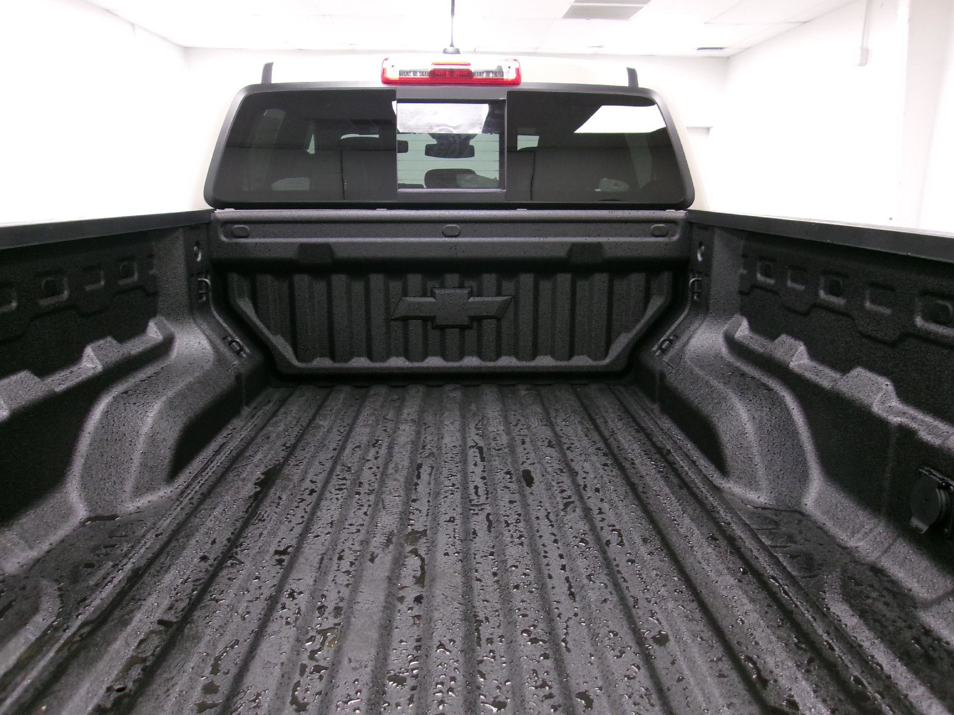 New 2026 Chevrolet Colorado ZR2 w/ Technology Package AWD/4WD image 13