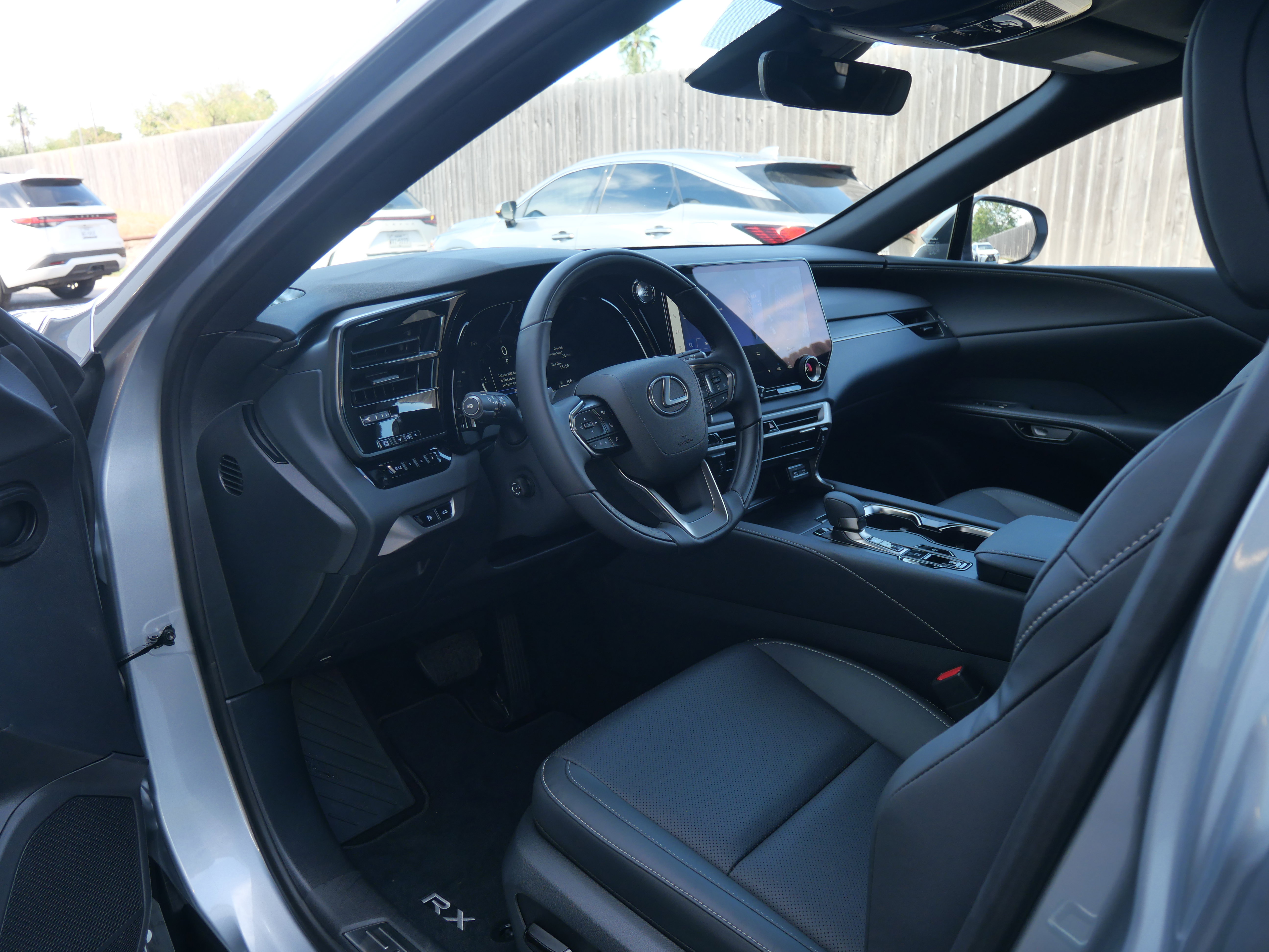 Used 2025 Lexus RX 350 Premium image 18