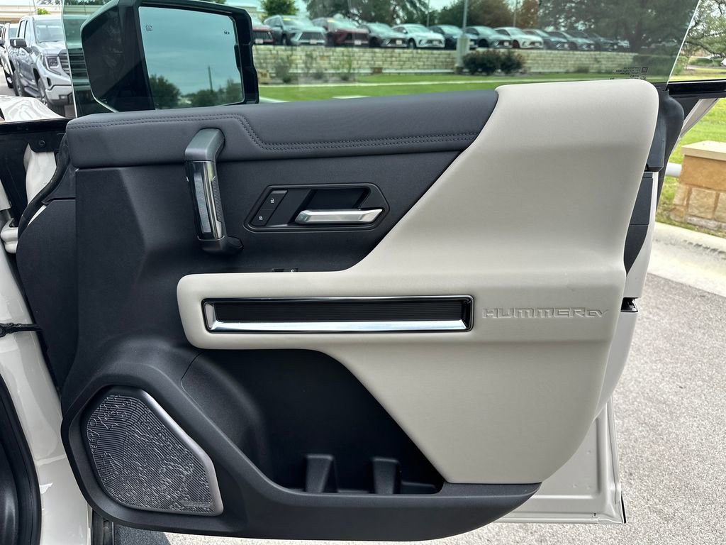 New 2026 GMC Hummer EV SUV AWD/4WD image 34