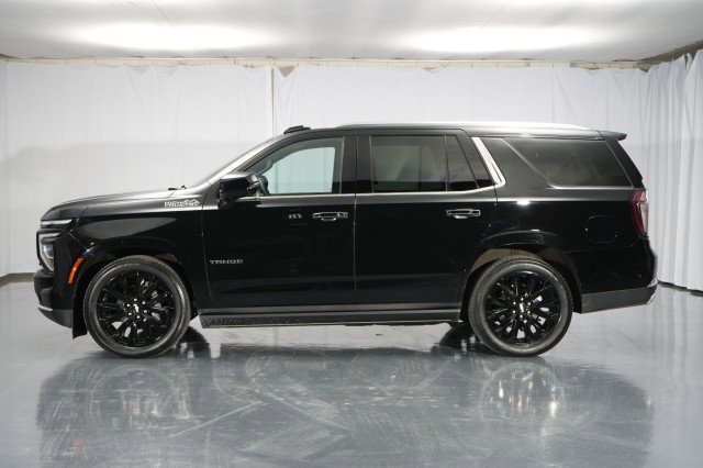 Used 2025 Chevrolet Tahoe High Country image 3