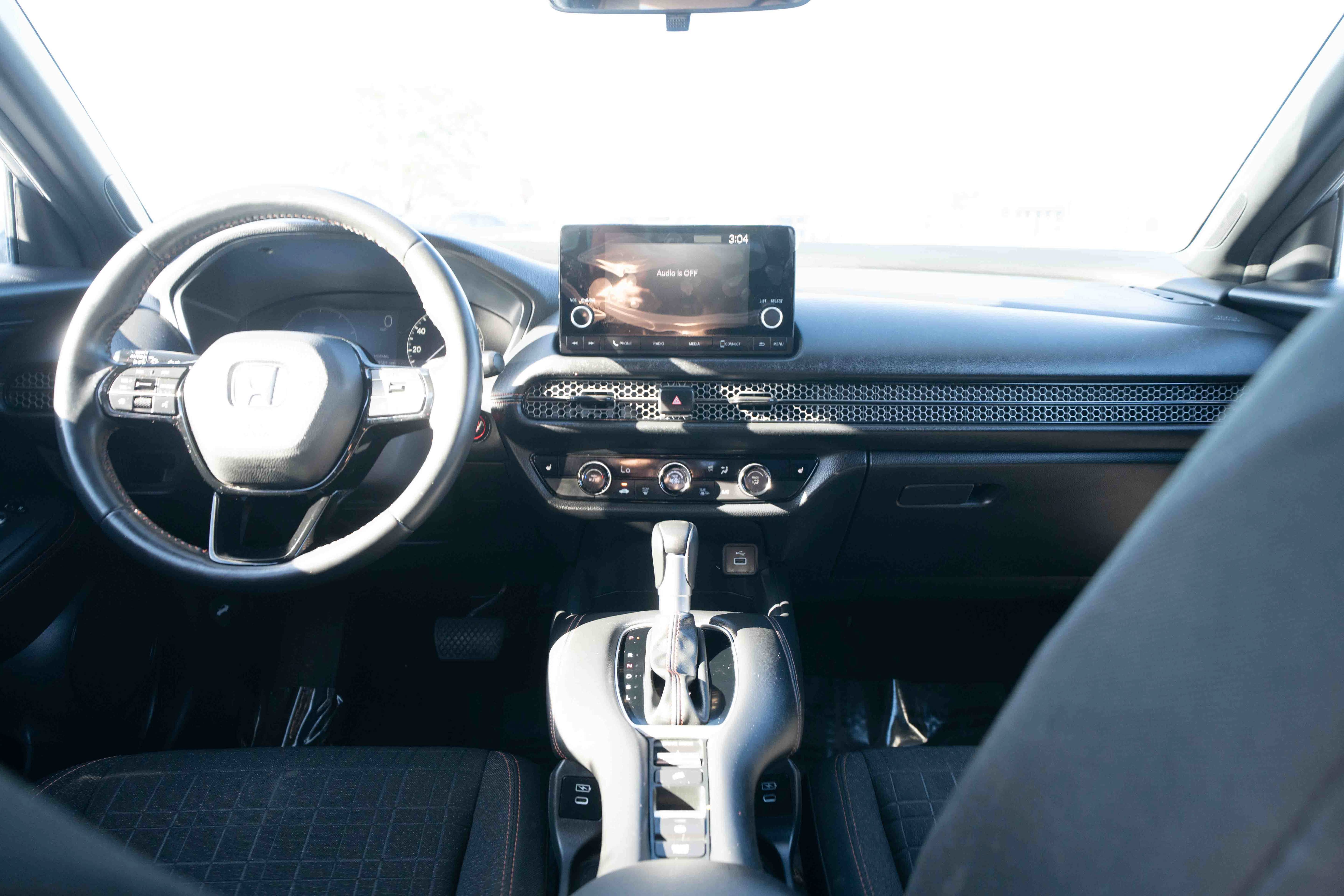 Used 2025 Honda HR-V Sport image 21