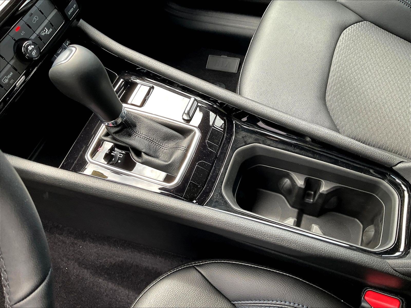 New 2026 Jeep Compass Latitude AWD/4WD image 12