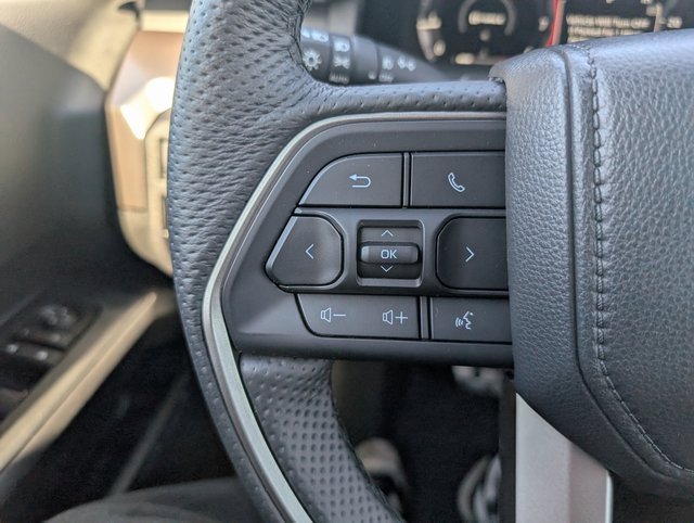 Used 2025 Toyota Tacoma TRD Sport image 16