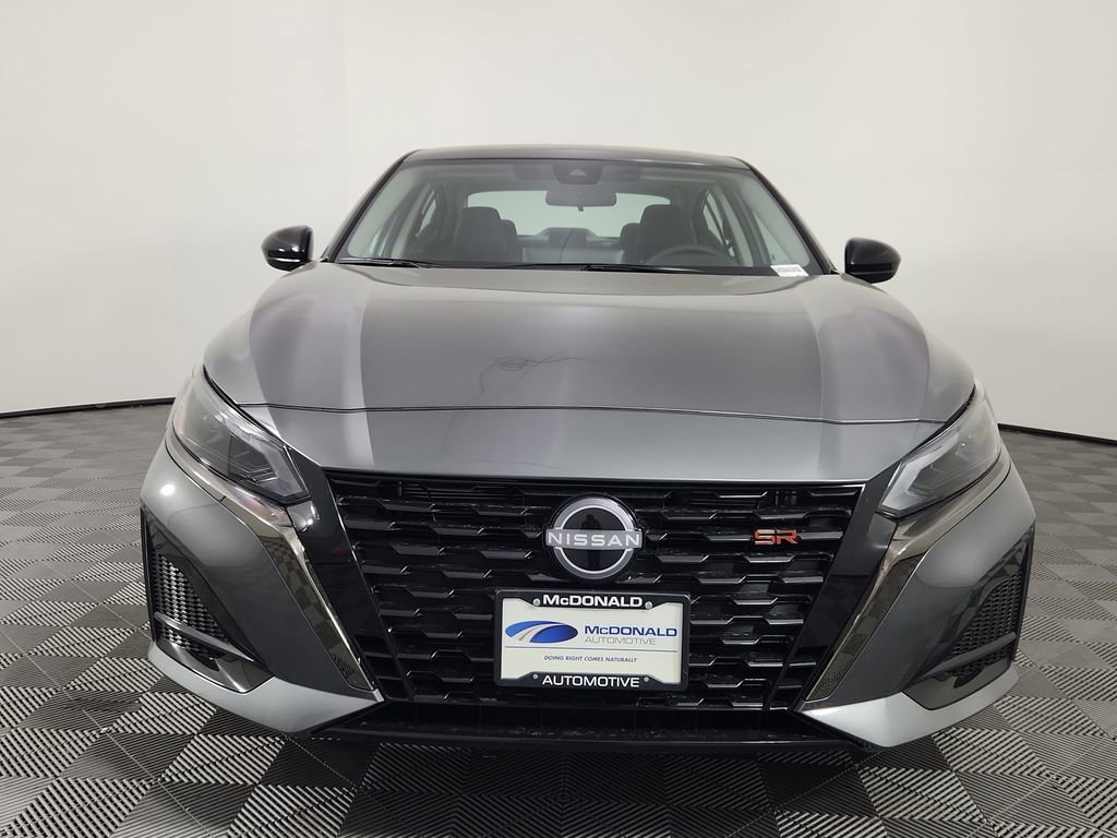New 2025 Nissan Altima 2.5 SR w/ SR Premium Package AWD/4WD image 7