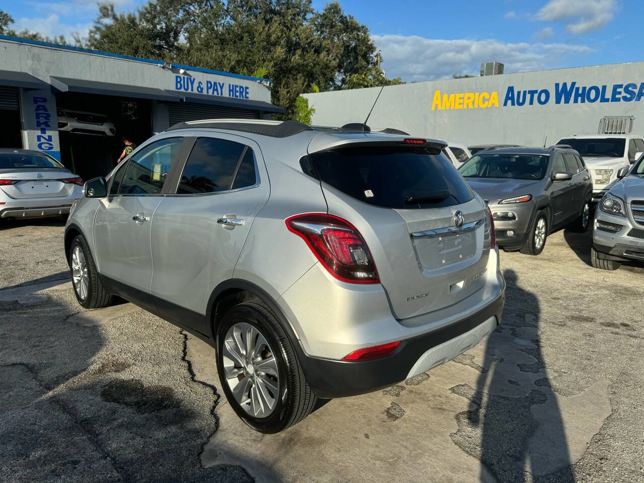 Used 2018 Buick Encore Preferred FWD image 7