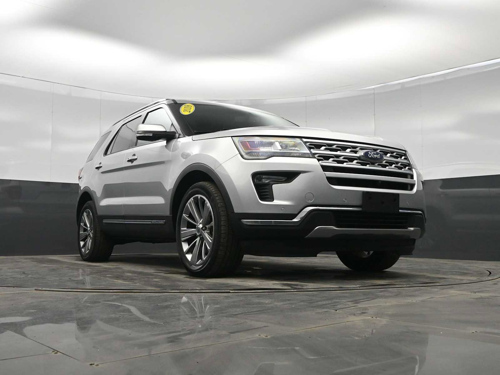 Used 2018 Ford Explorer Limited image 30