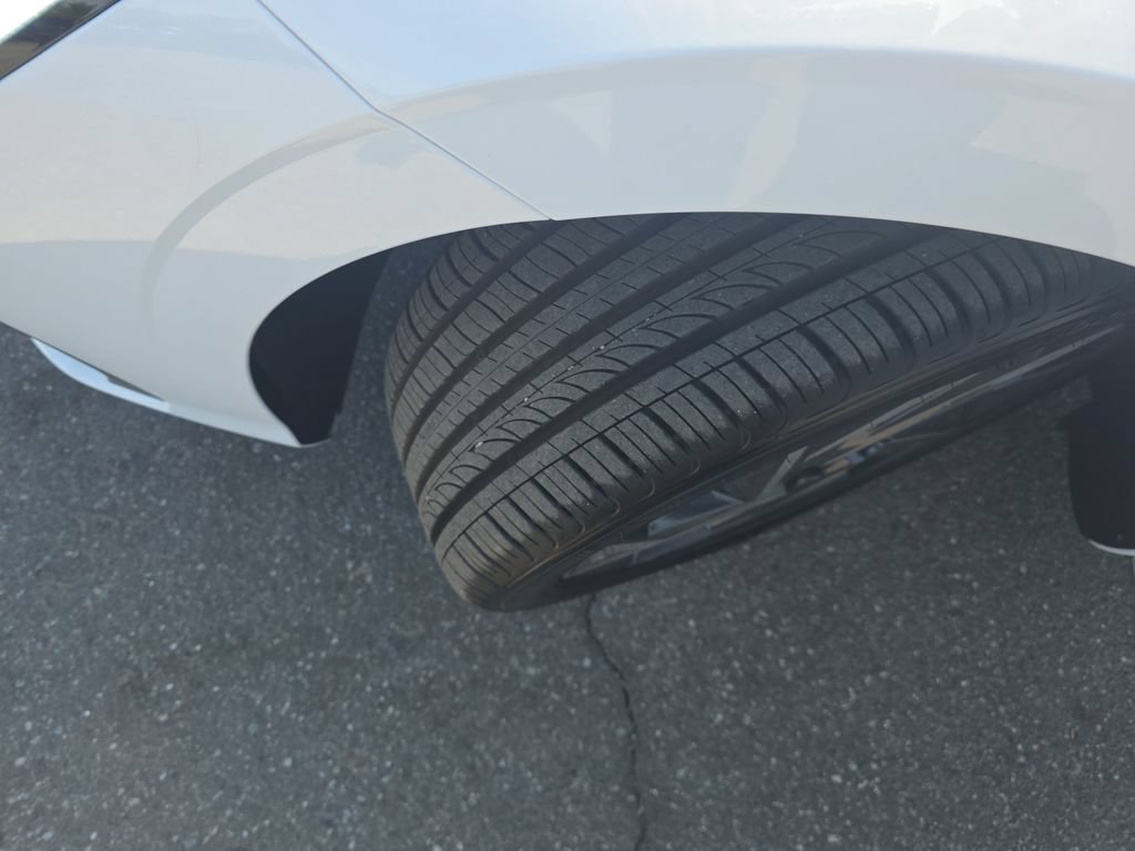 Used 2025 Hyundai Elantra Sport w/ Cargo Package FWD image 25