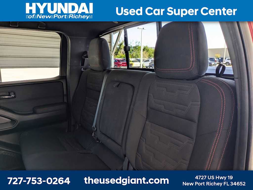 Used 2022 Nissan Frontier Pro-X w/ Technology Package image 15