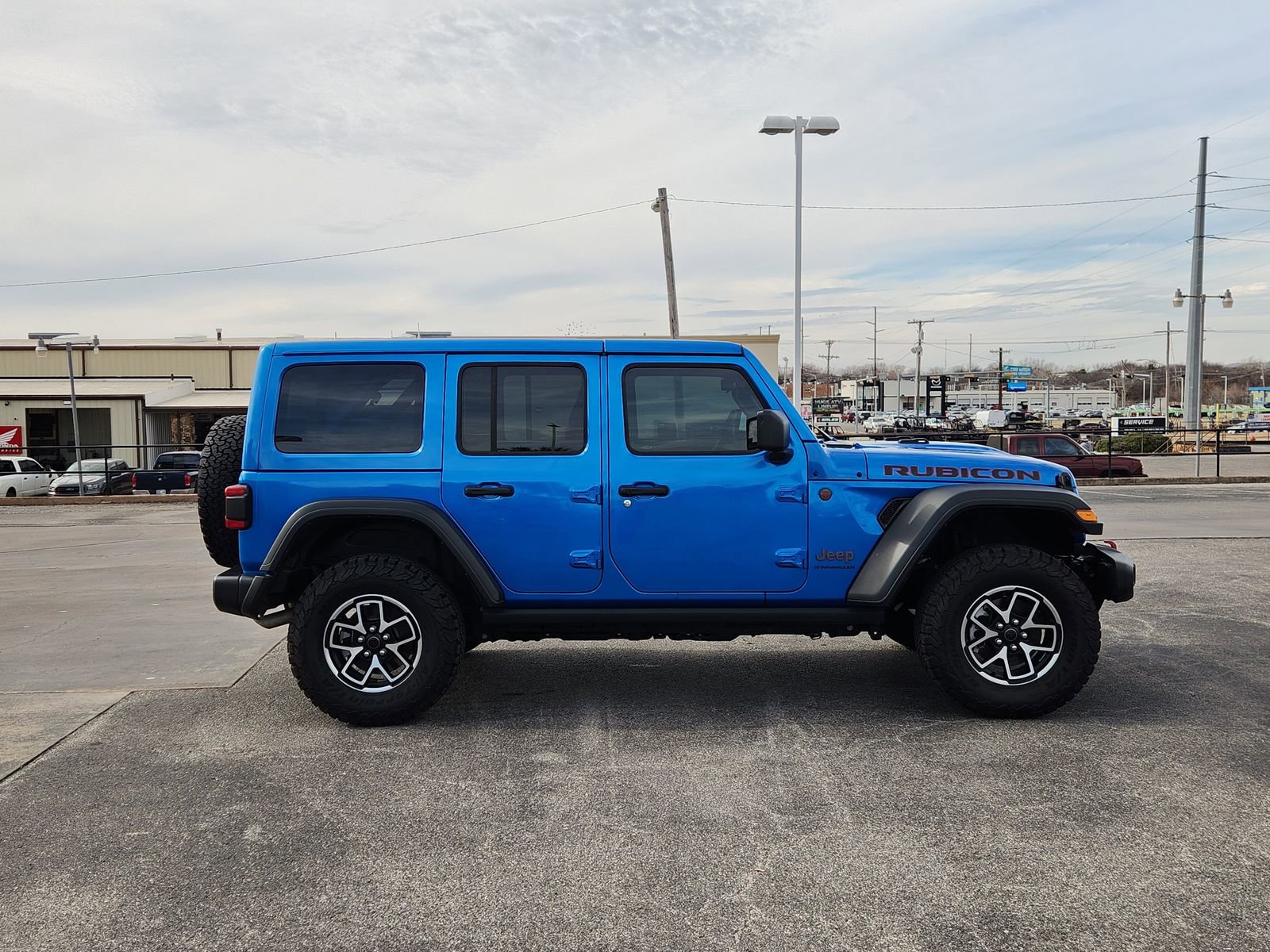 Used 2025 Jeep Wrangler Unlimited Rubicon image 7