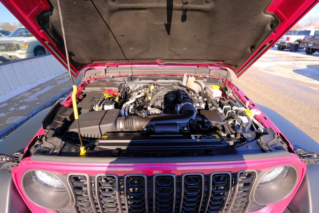 Used 2024 Jeep Wrangler Sport image 34