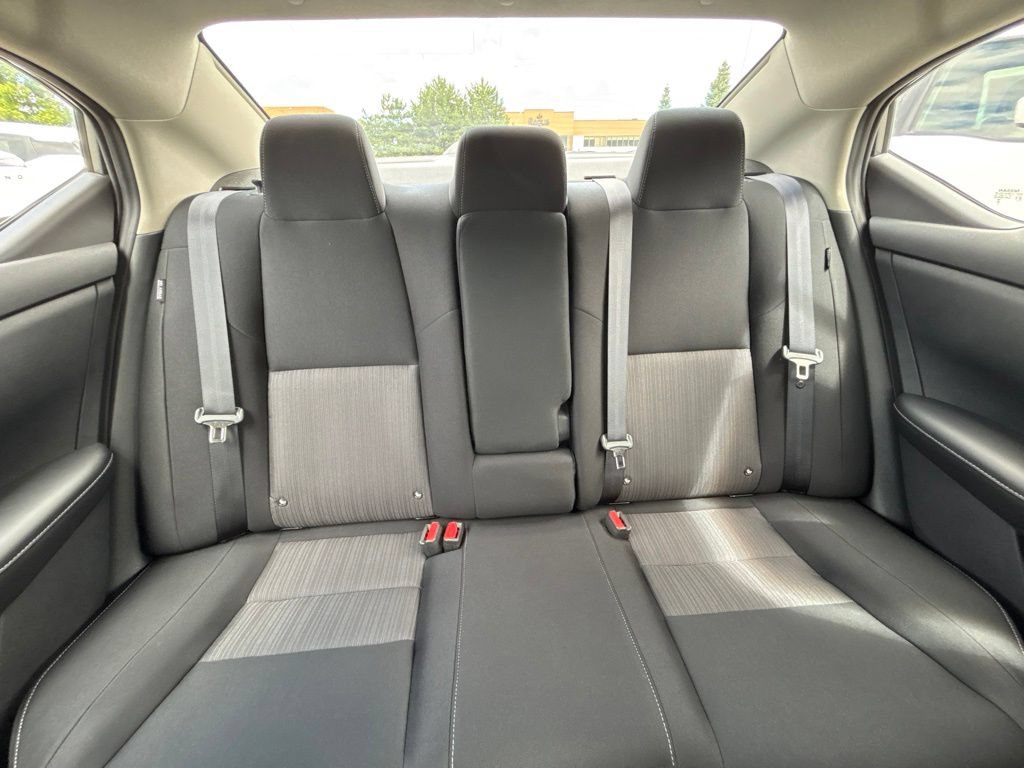 Used 2022 Nissan Sentra SV w/ Electronics Package FWD image 28