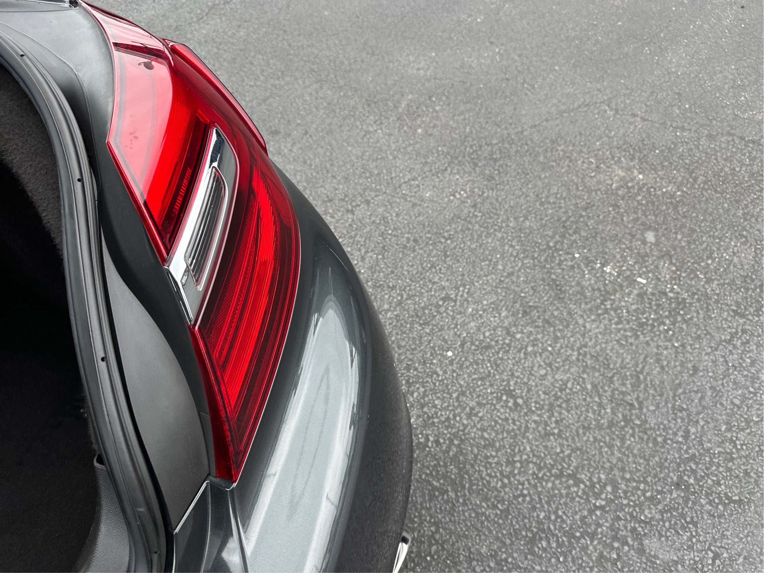 Used 2017 Buick Regal Sport Touring FWD image 28