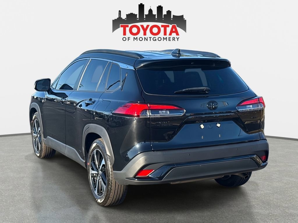 Used 2023 Toyota Corolla Cross XSE image 5