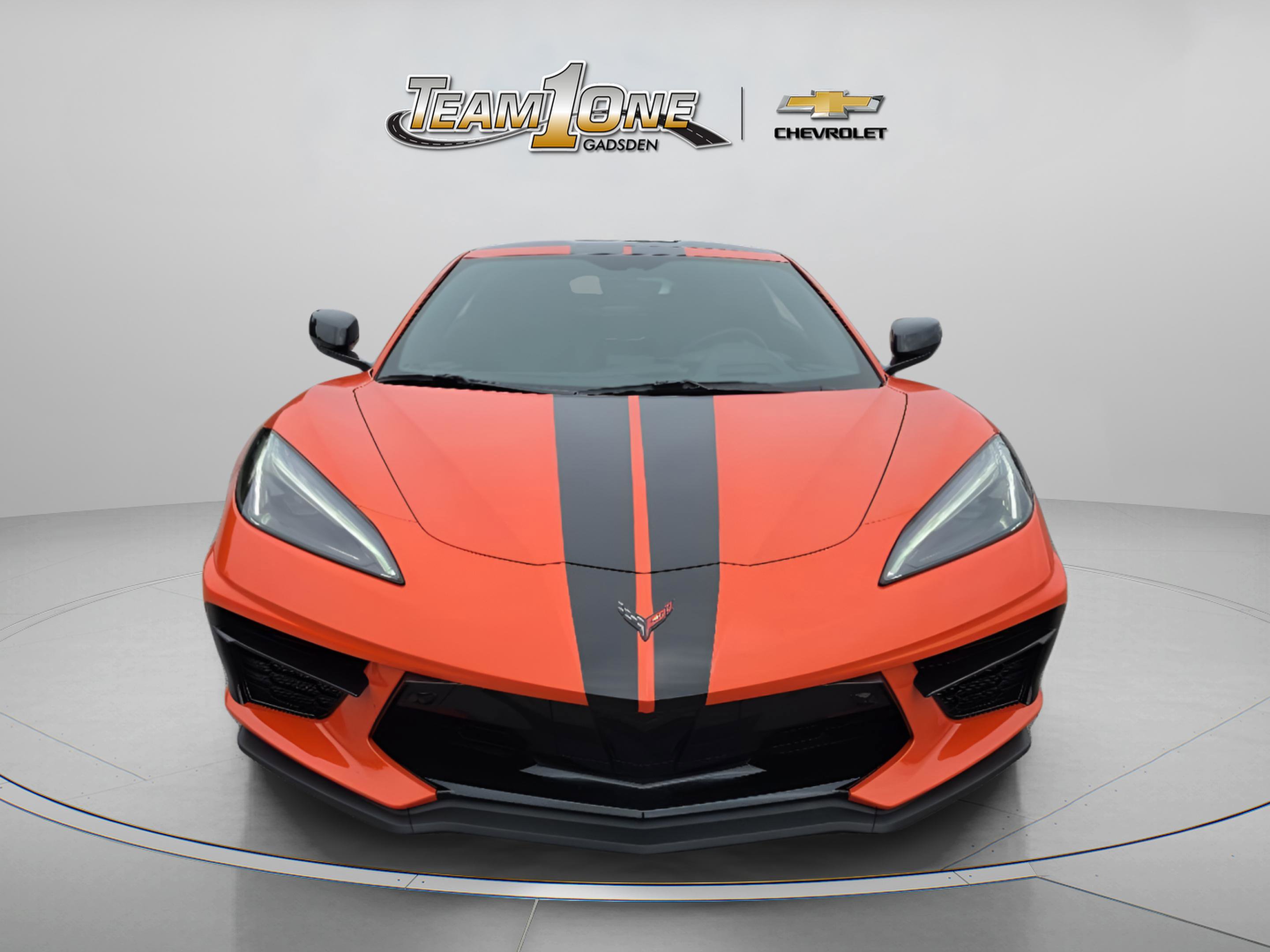 Used 2021 Chevrolet Corvette Stingray Preferred Cpe w/ Z51 Performance Package RWD image 2