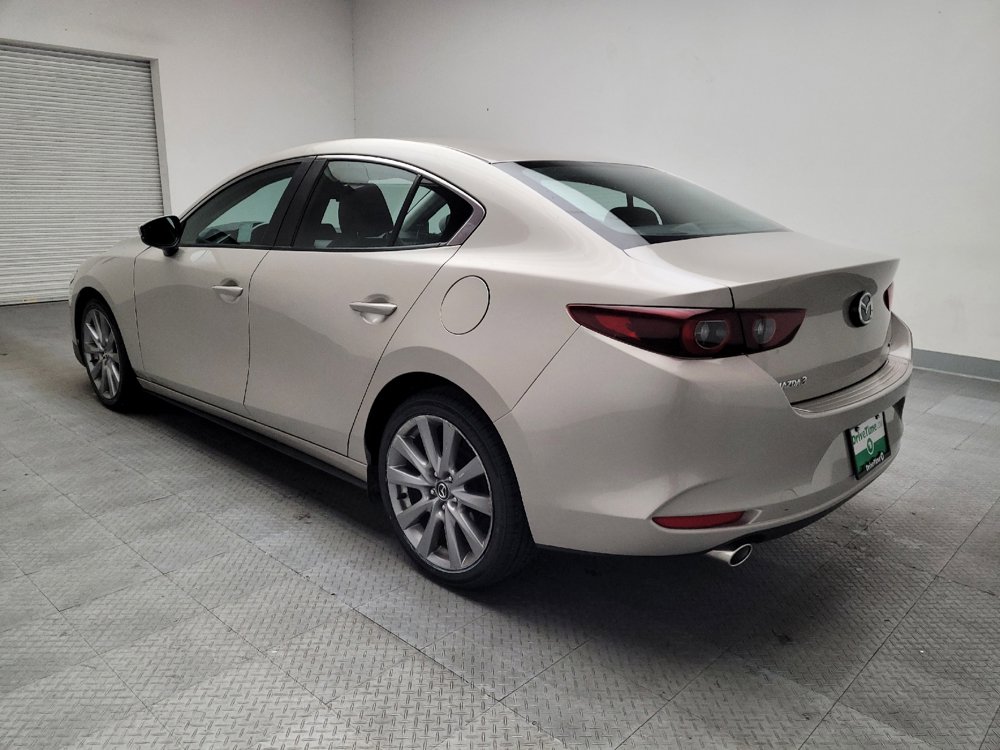 Used 2022 MAZDA MAZDA3 s FWD image 3