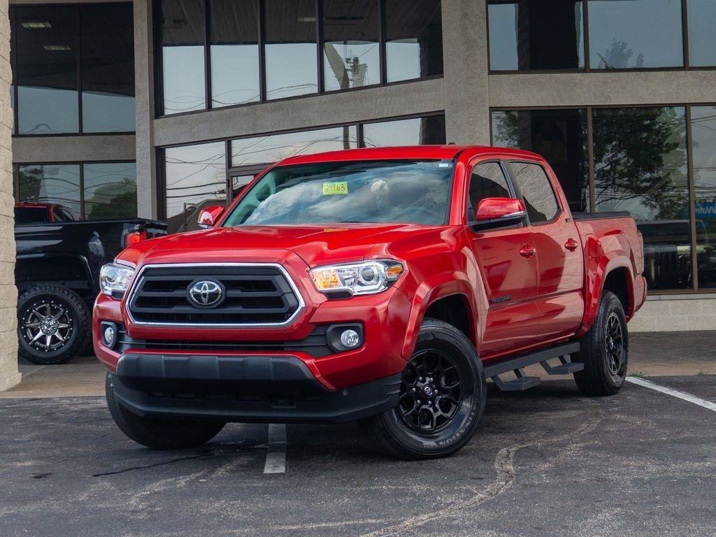 Used 2022 Toyota Tacoma SR5 w/ Technology Package RWD image 6