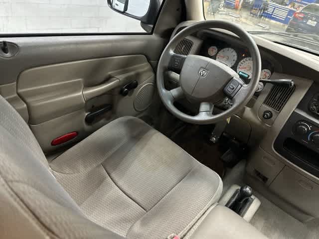 Used 2004 Dodge Ram 1500 Truck ST AWD/4WD image 12