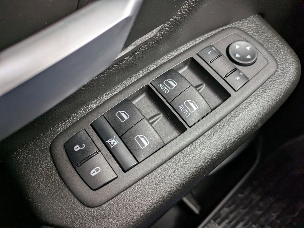 Used 2024 RAM 1500 Tradesman AWD/4WD image 23