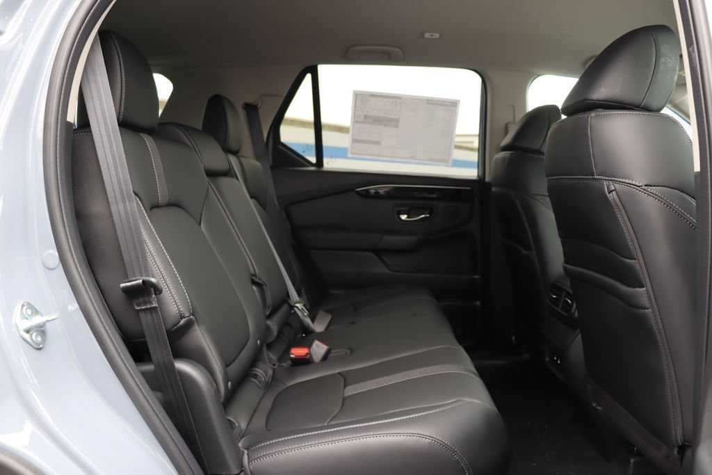Used 2026 Honda Passport RTL image 16