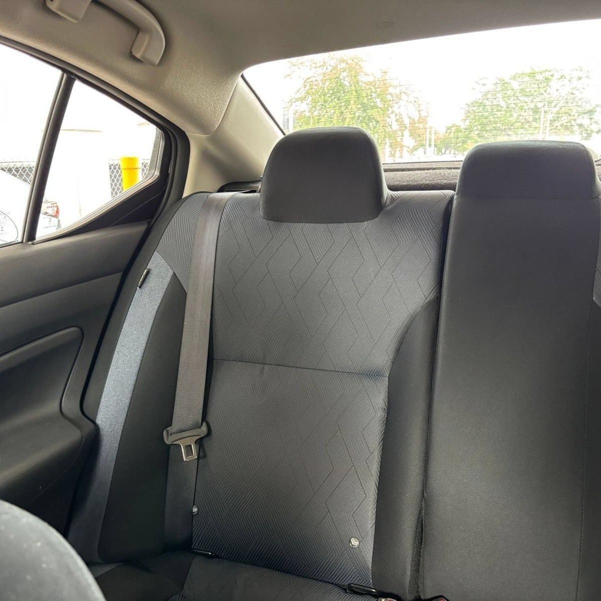 Used 2025 Nissan Versa SV FWD image 40