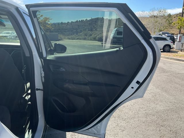 Used 2023 Chevrolet Bolt LT FWD image 24