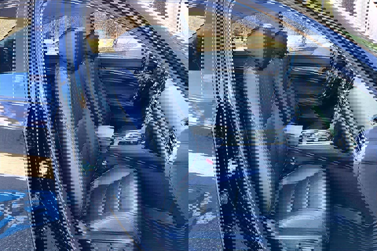 Used 2021 Honda Accord Touring image 8