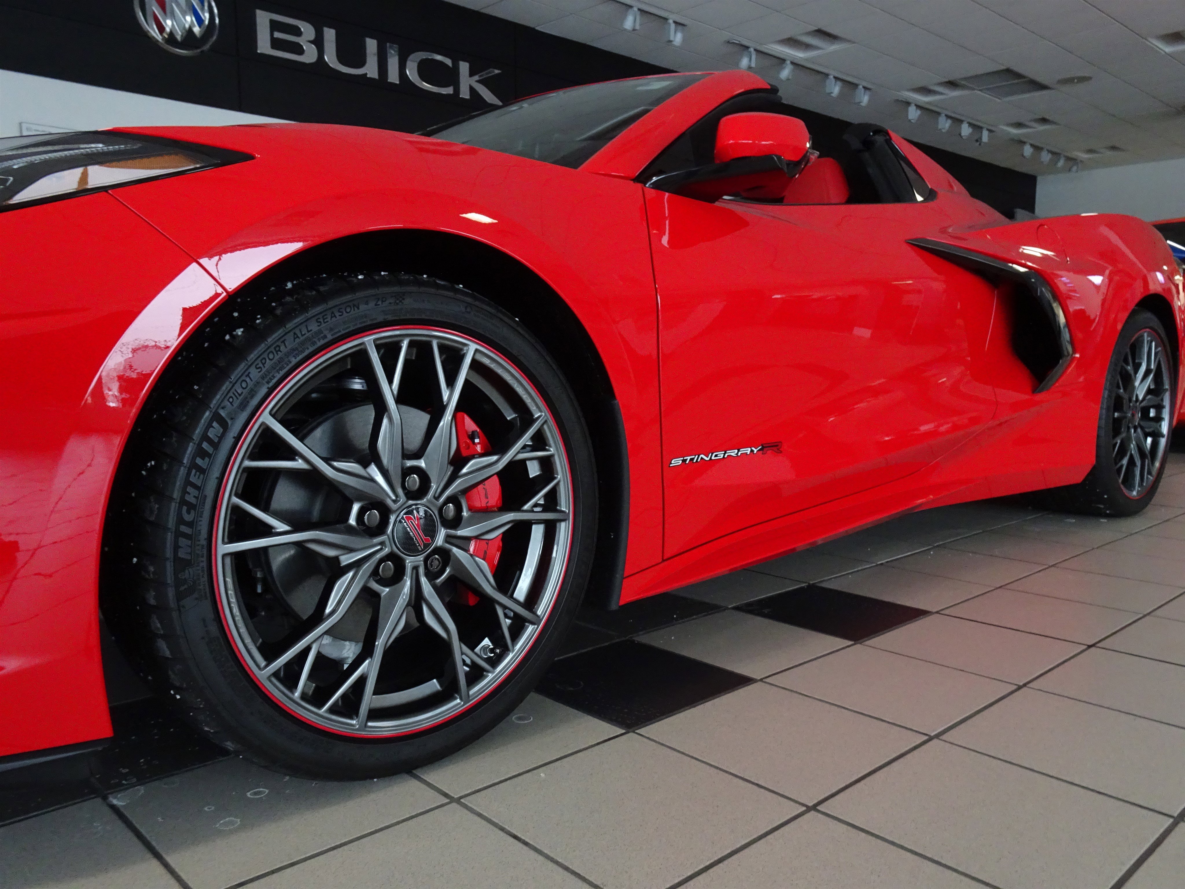 Used 2024 Chevrolet Corvette Stingray Preferred Conv image 6