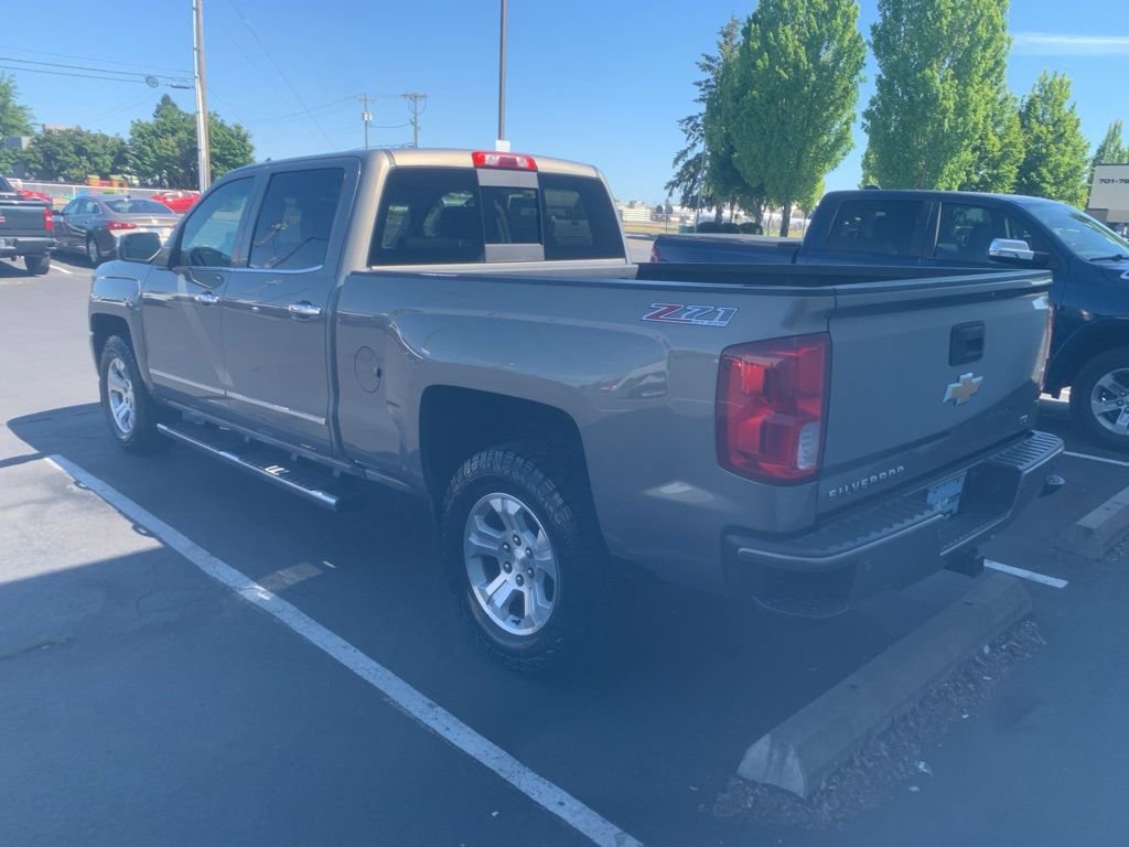 Used 2017 Chevrolet Silverado 1500 LTZ Z71 w/ LTZ Plus Package AWD/4WD image 3