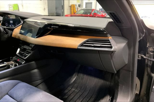 Certified 2023 Audi e-tron GT Premium Plus AWD/4WD image 16