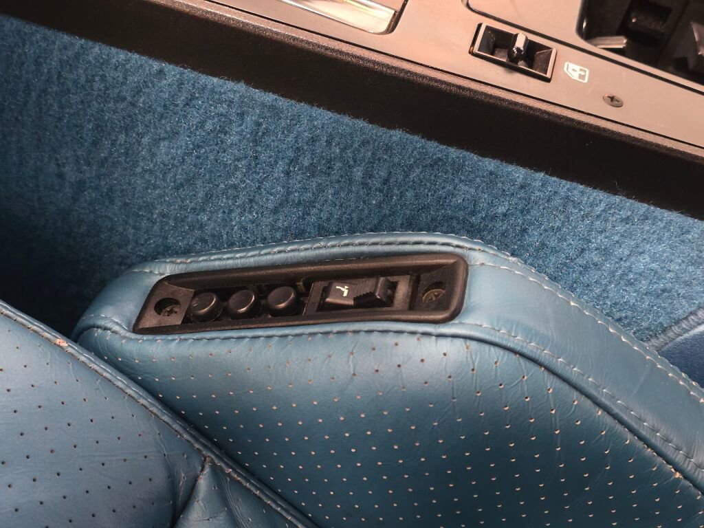 Used 1988 Chevrolet Corvette Convertible image 63