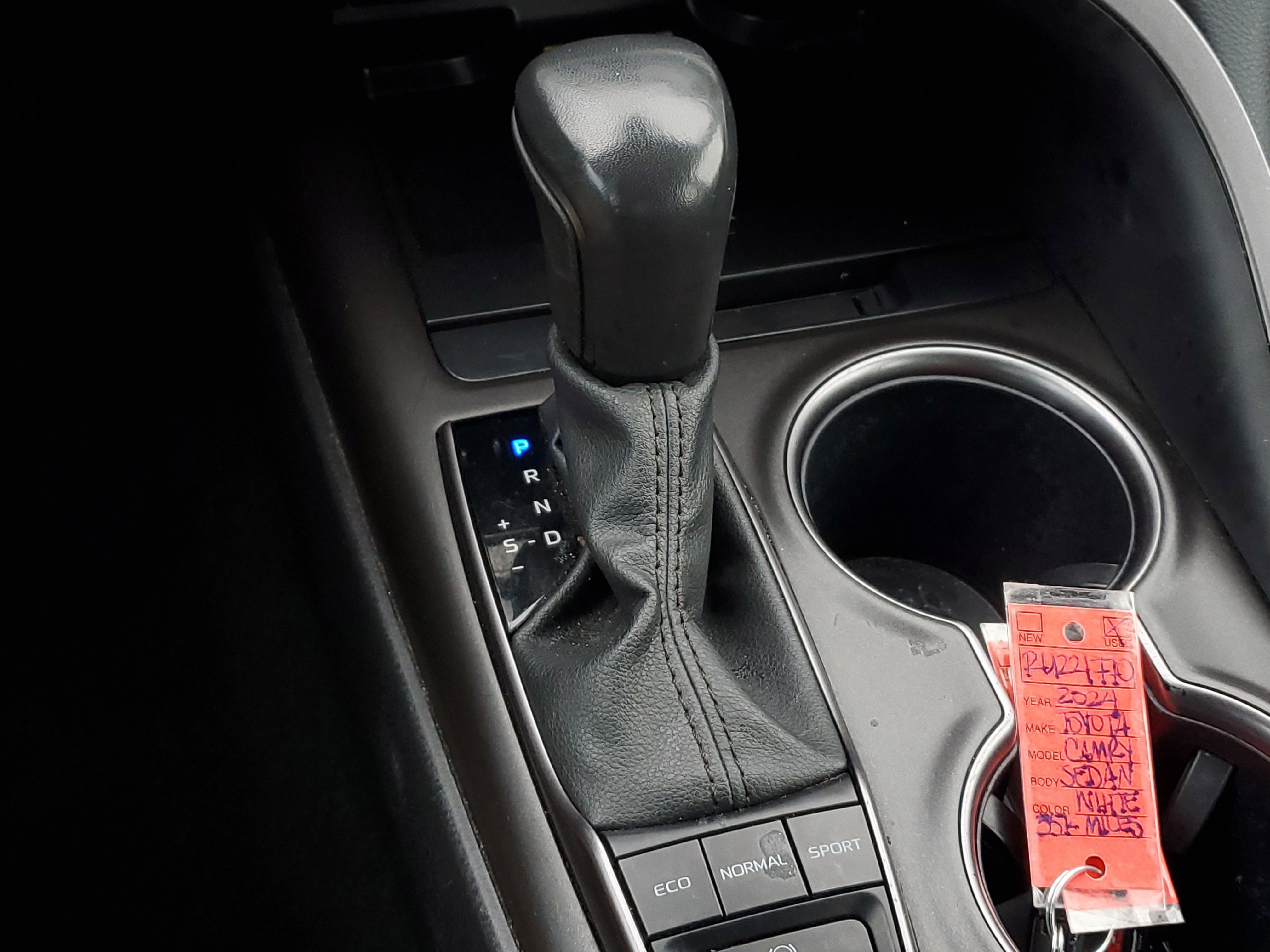 Used 2024 Toyota Camry XSE image 30