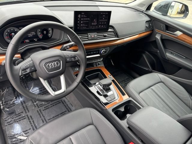 Used 2024 Audi Q5 2.0T Premium Plus AWD/4WD image 16