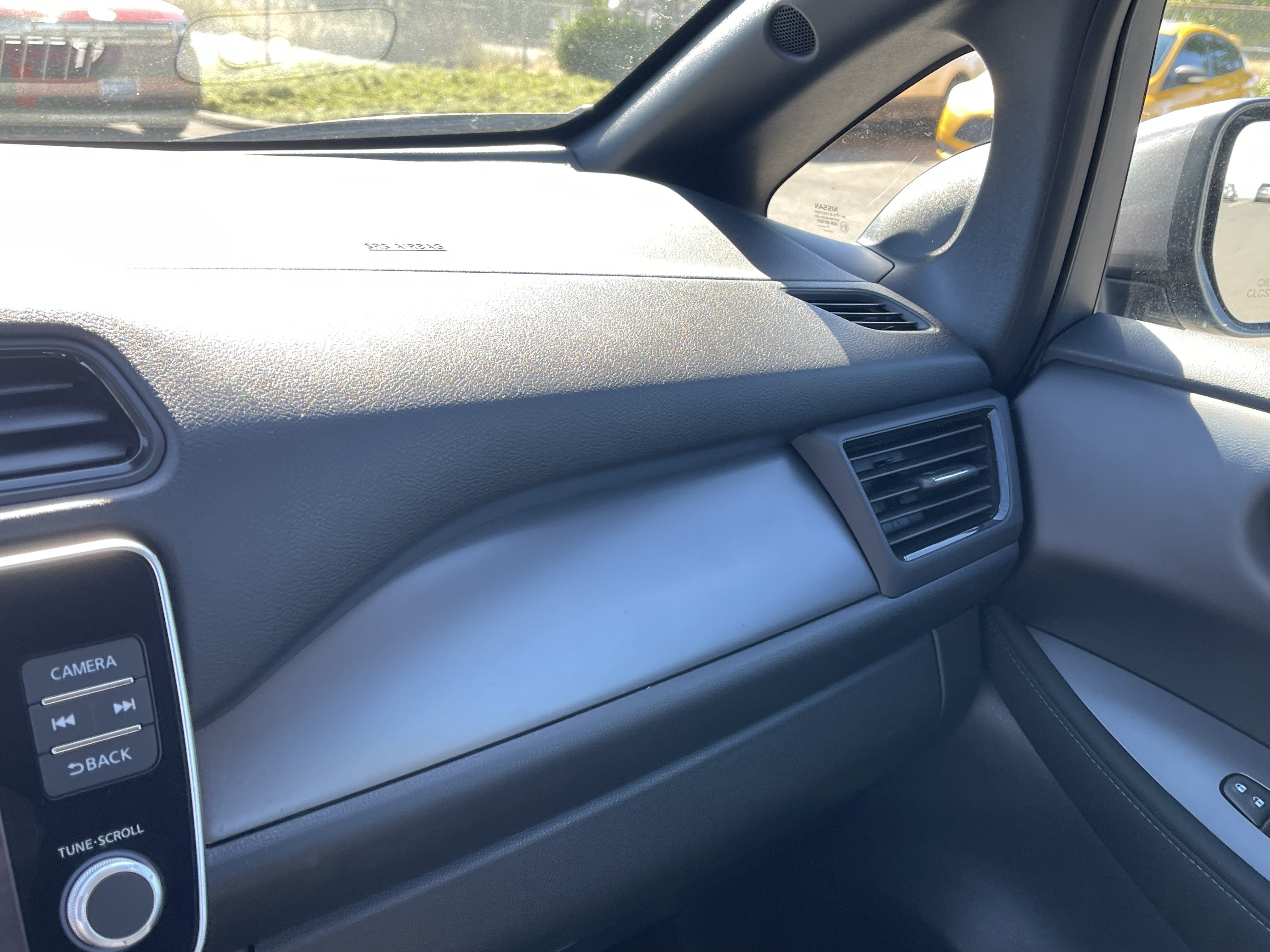 Used 2025 Nissan Leaf S FWD image 25