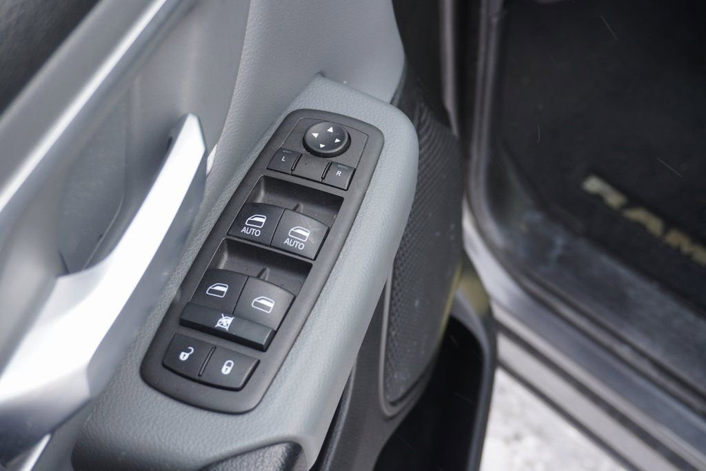 Used 2022 RAM 1500 Big Horn image 13