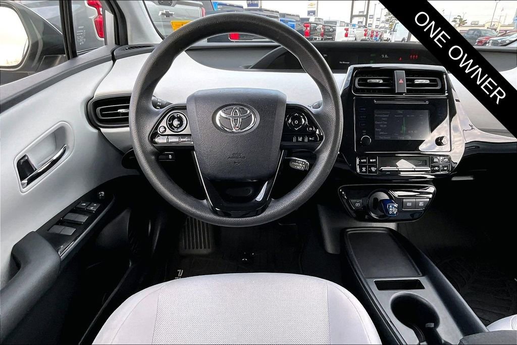 Used 2019 Toyota Prius LE image 8