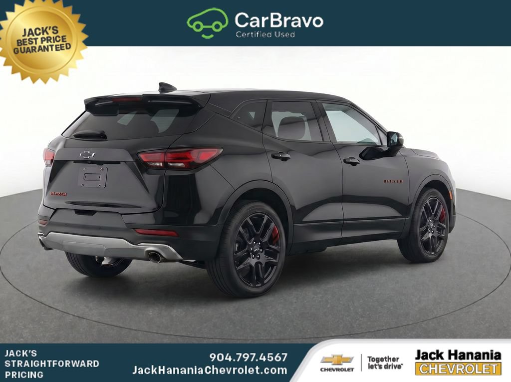 Used 2023 Chevrolet Blazer LT FWD image 3