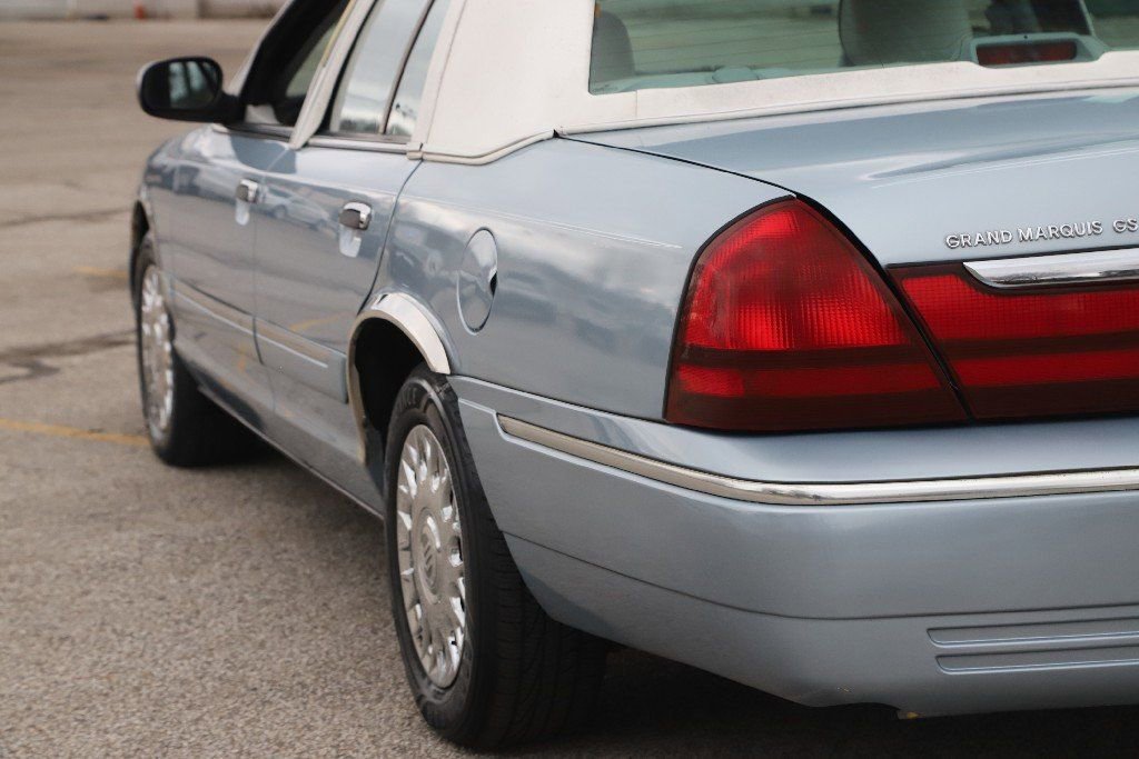 Used 2004 Mercury Grand Marquis GS image 5
