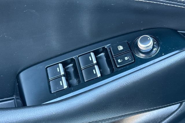 Used 2018 MAZDA MAZDA6 Touring image 12