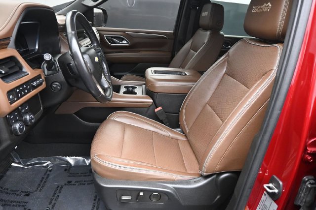 Used 2022 Chevrolet Suburban High Country AWD/4WD image 12