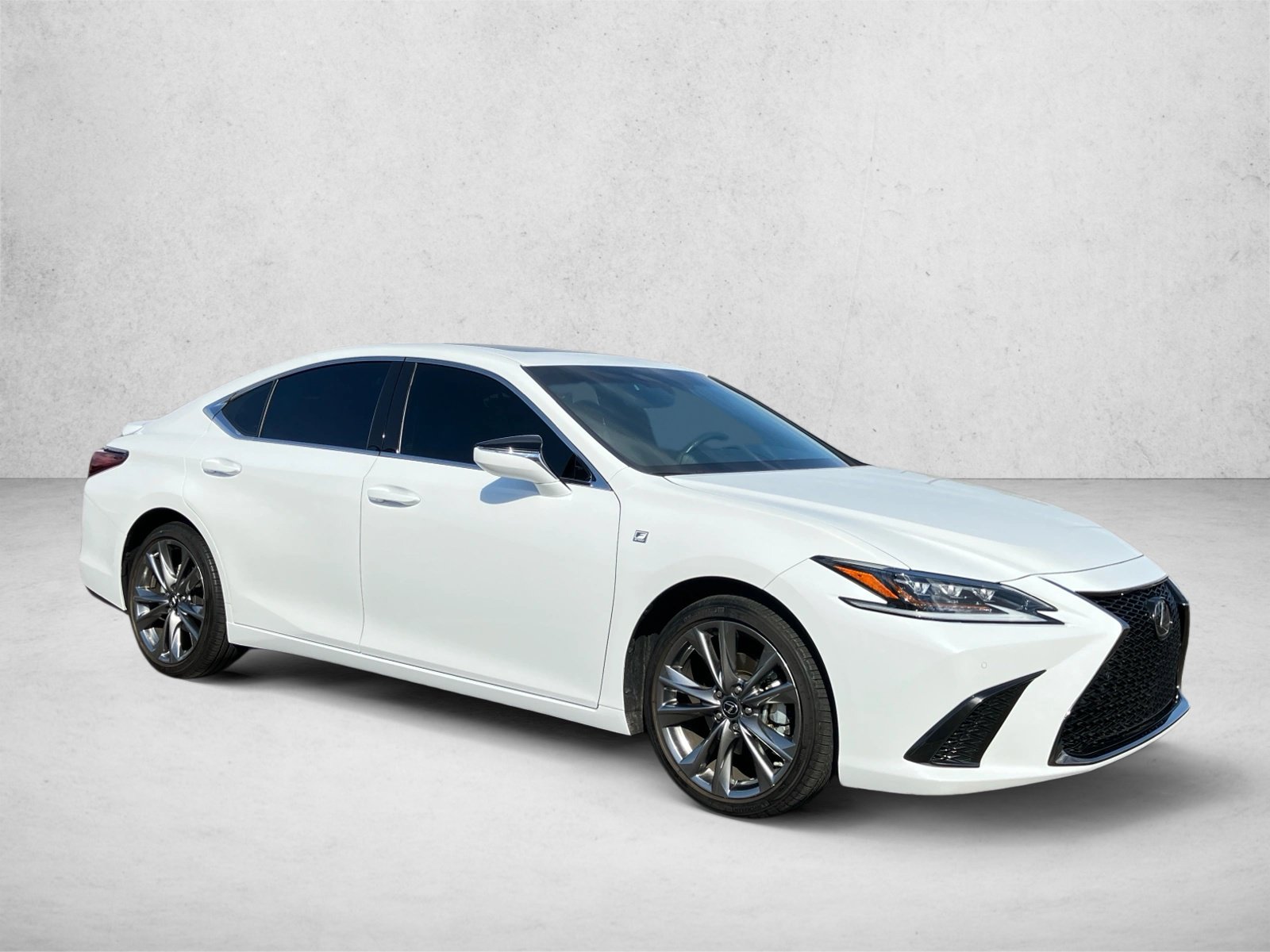 Used 2020 Lexus ES 350 F Sport w/ Accessory Package FWD image 3