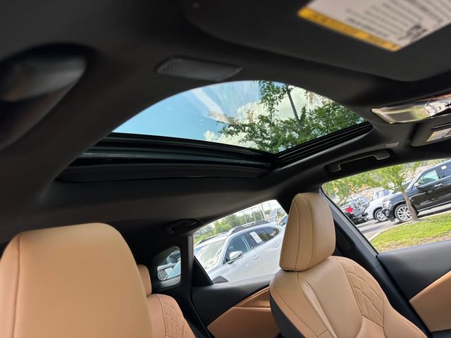 Used 2025 Lexus RX 350 Premium w/ Accessory Package (Z1) FWD image 38