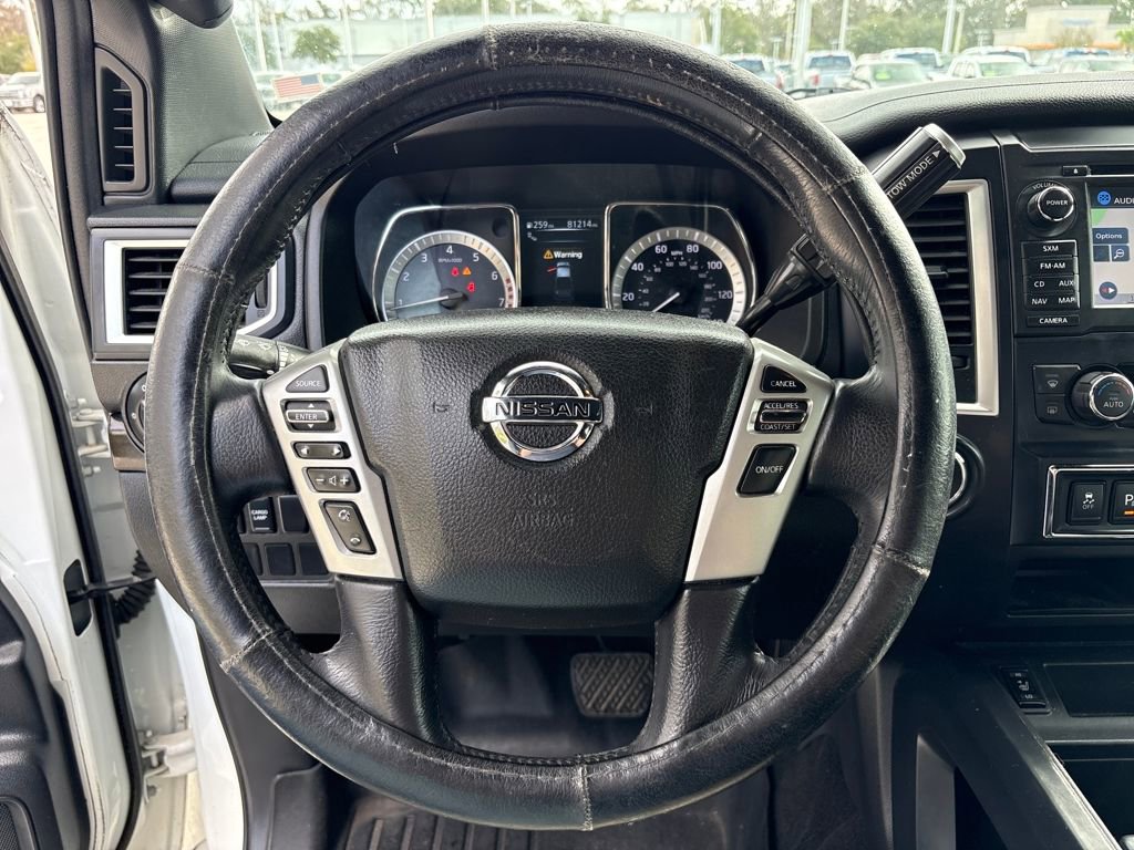 Used 2018 Nissan Titan SV w/ SV Convenience Package image 18
