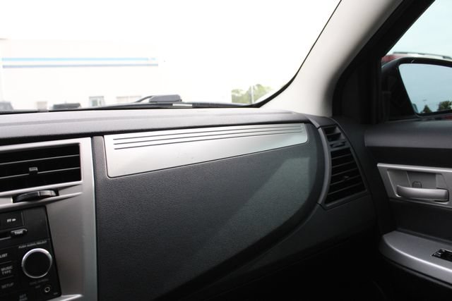 Used 2009 Chrysler Sebring LX FWD image 17