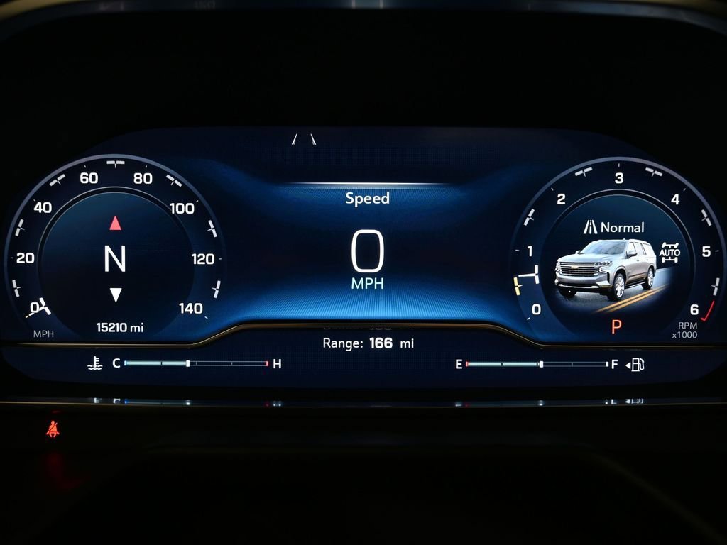 Used 2024 Chevrolet Suburban High Country image 9